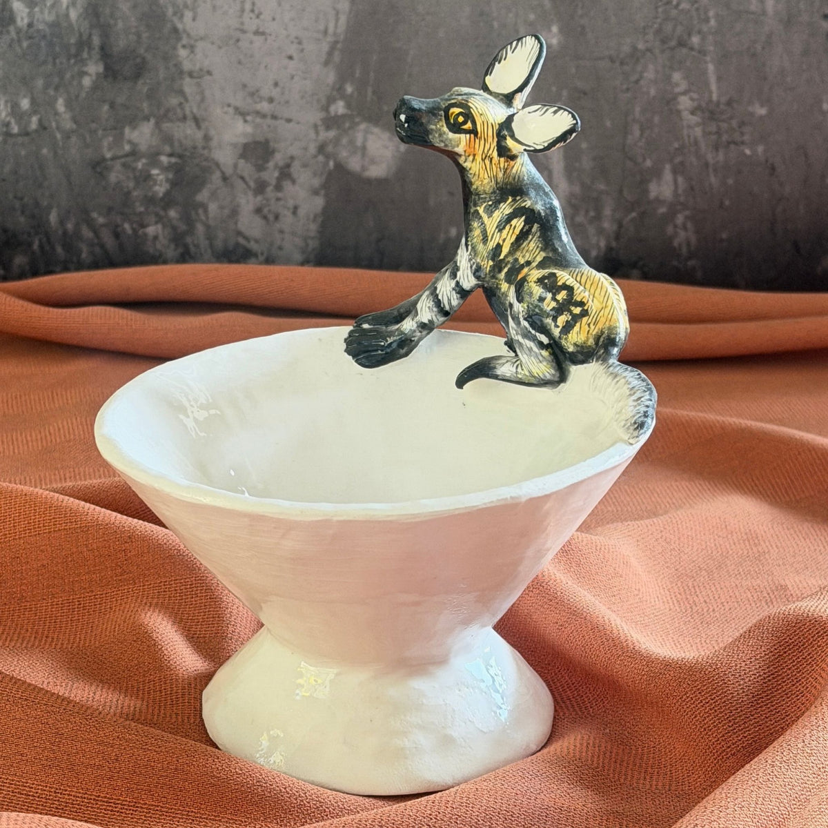 wild dog mini raised bowl