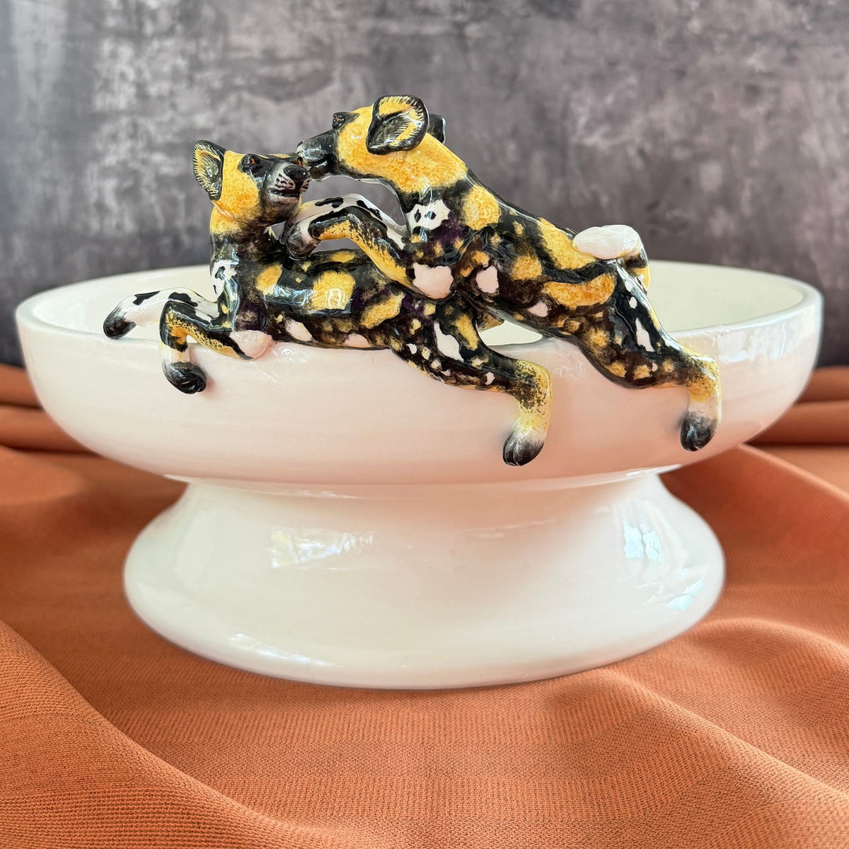 wild dog raised bowl